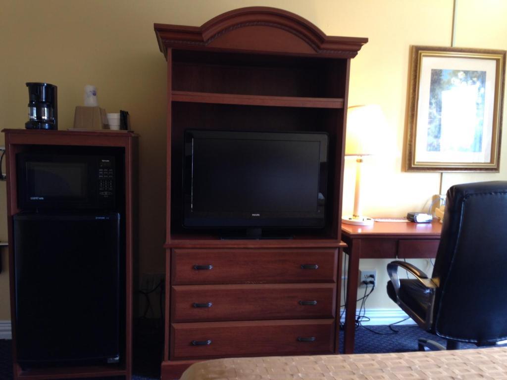 Americas Best Value Inn Hillsboro Eksteriør billede