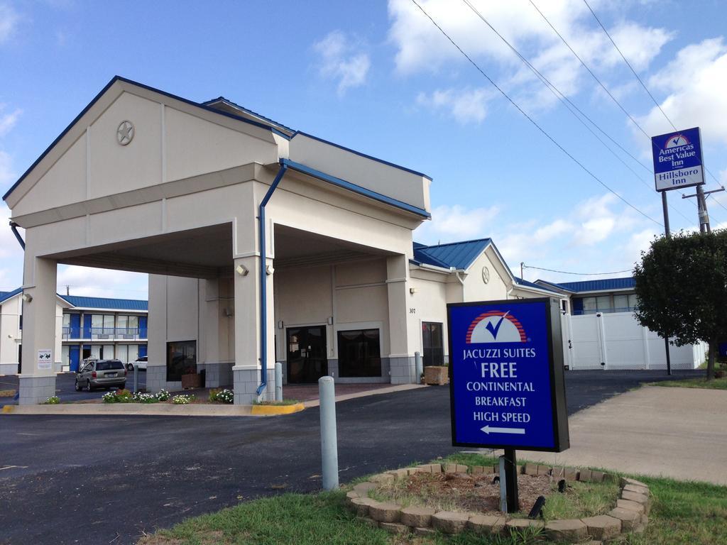 Americas Best Value Inn Hillsboro Eksteriør billede